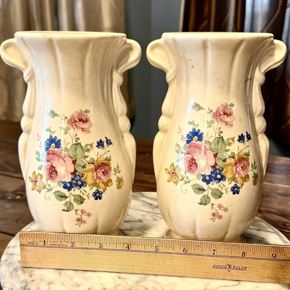 2pc VTG 50s MCM Matching Pair Royal Copley Cream Floral Urn Vases Rose Vase 8.5
